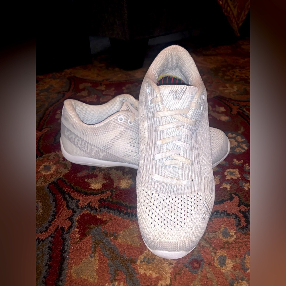 cheer shoes